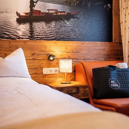 Wander- Und Wellnesshotel Kanzler 酒店 3*