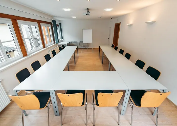 Wander- Und Wellnesshotel Kanzler Бад-Миттерндорф