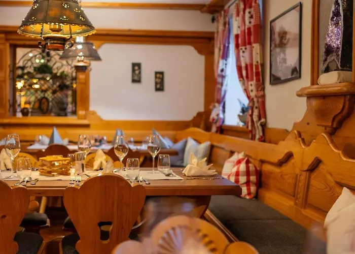 Wander- Und Wellnesshotel Kanzler 3* Bad Mitterndorf