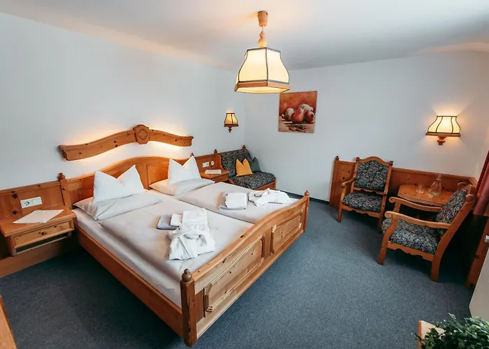 Отель Wander- Und Wellnesshotel Kanzler Бад-Миттерндорф