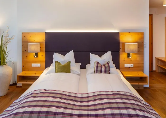 Wander- Und Wellnesshotel Kanzler Отель Бад-Миттерндорф