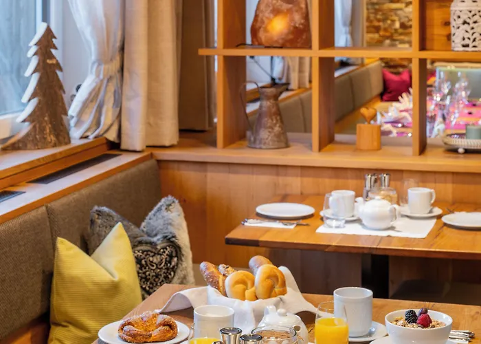 Wander- Und Wellnesshotel Kanzler 3* Bad Mitterndorf