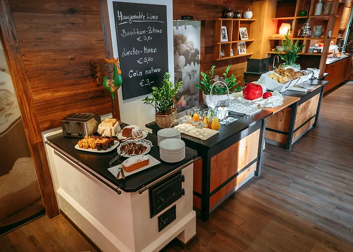 Wander- Und Wellnesshotel Kanzler Отель